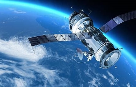 Satellite Internet Expansion, The Rise Of A Multi-Layer Connectivity In Nigeria (LEO Networks: Fibre + Satellite + 5G)